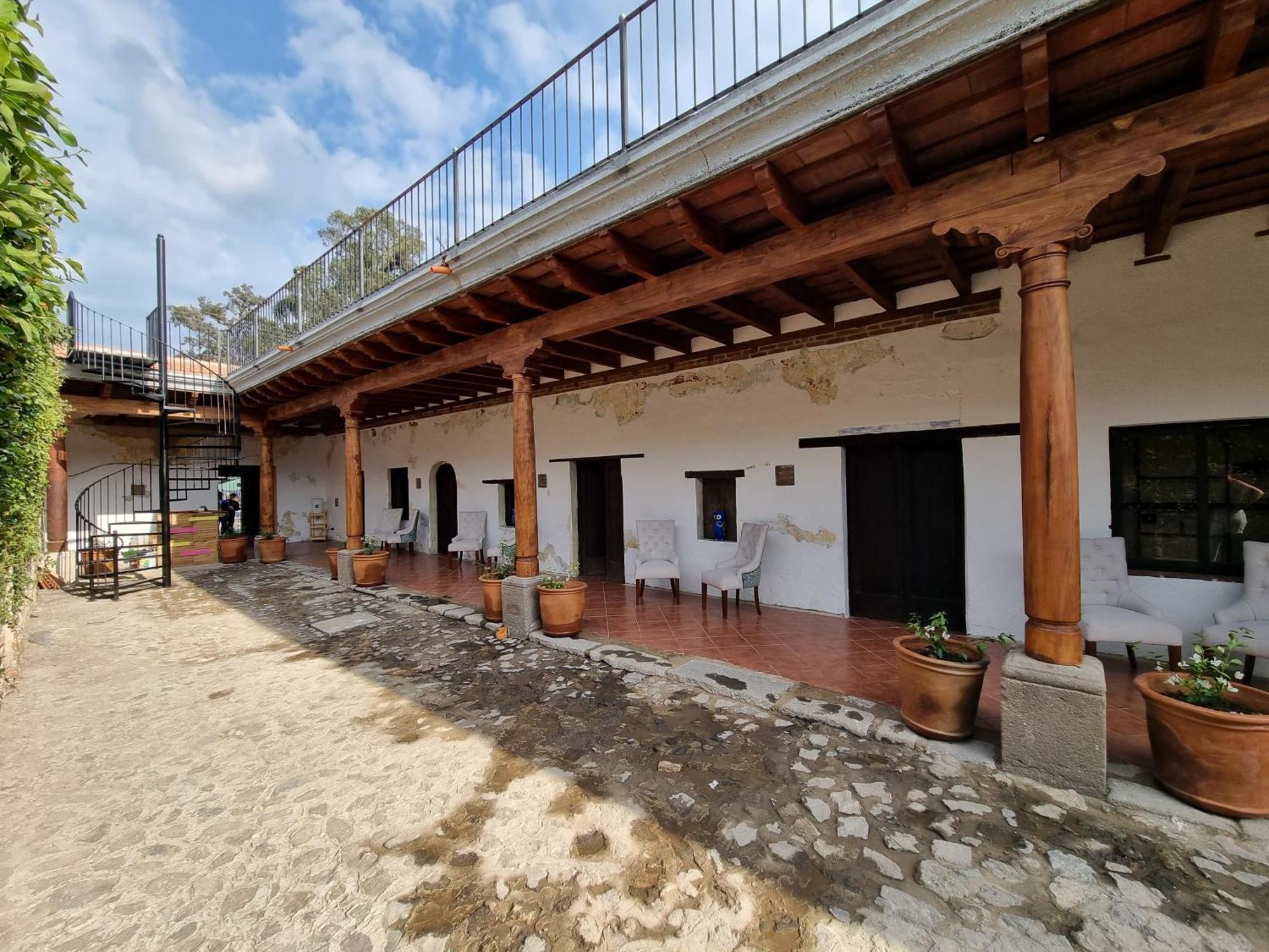 Central Hostel San Sebastian Antigua Esterno foto
